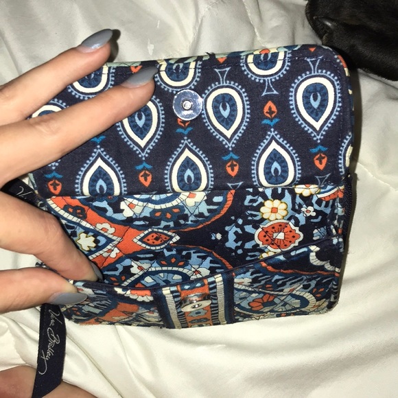 wallet - Picture 2 of 4